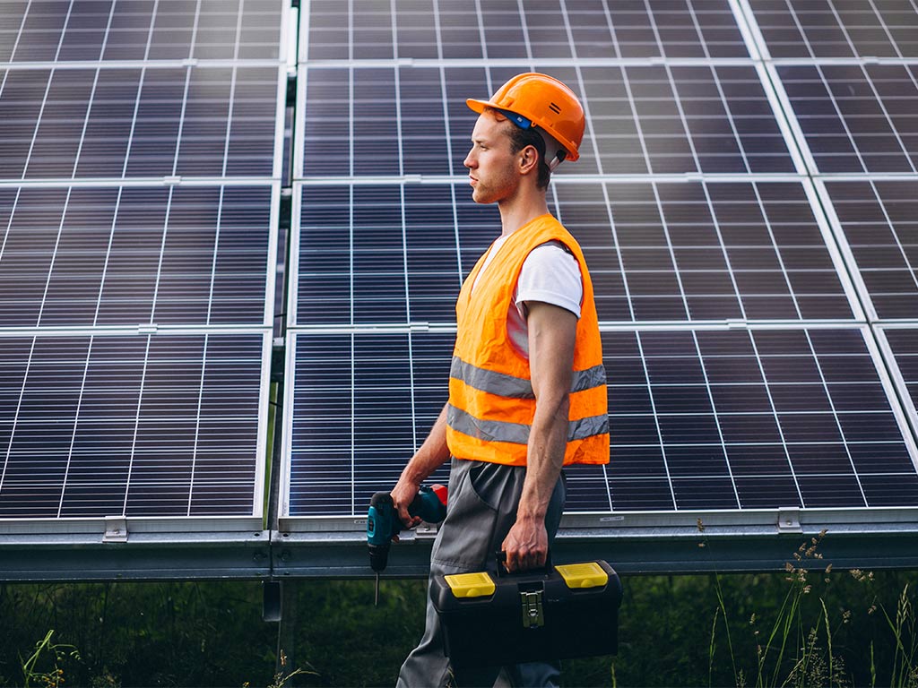 Come-installare-un-impianto-fotovoltaico-scopri-la-nostra-guida-semplice