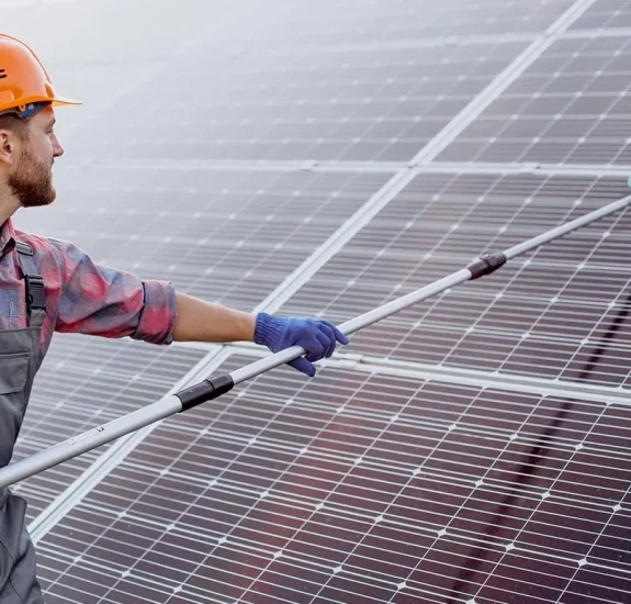 manutenzione-impianti-fotovoltaici-pulizia